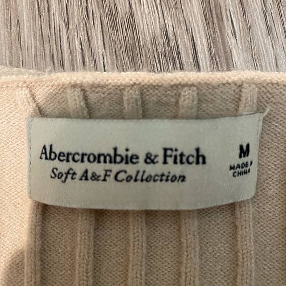 abercombie top - Picture 3 of 3